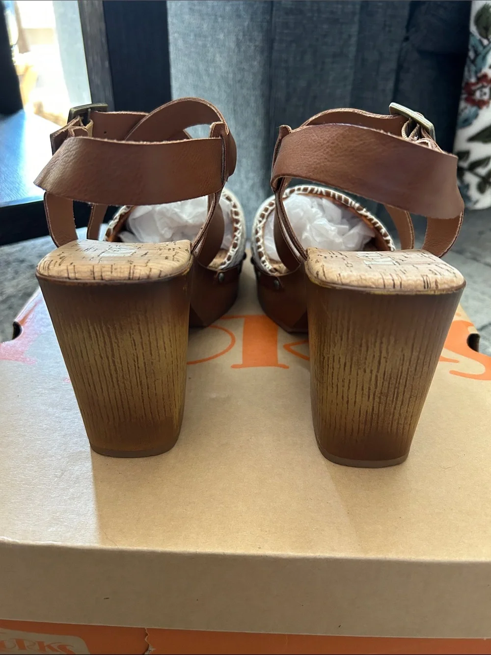 Korks comfortable brown